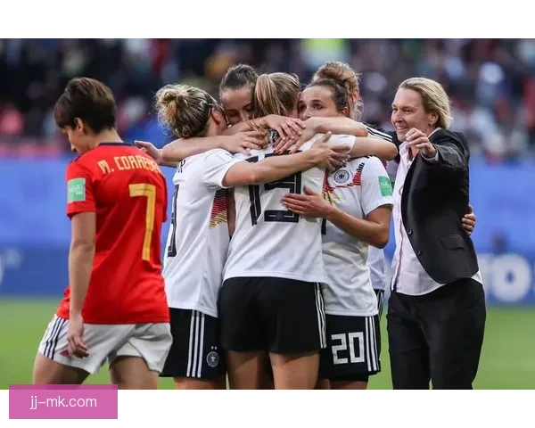 德国女足奥运会力克西班牙夺铜成功止住下滑势头